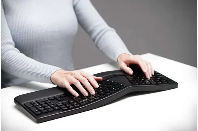 Kensington Pro Fit Ergo Keyboard